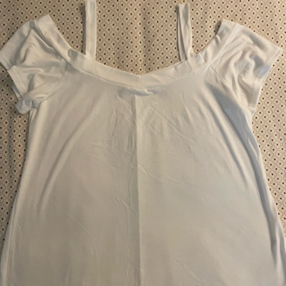 Off the shoulder White T Shirt